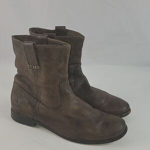 Frye Anna Short Classic Leather Pull On Ankle Boots